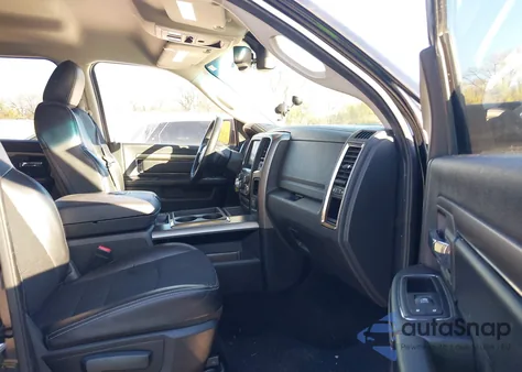 2013 Ram 1500 Sport z USA, uszkodzony, nr VIN 1C6RR7MT7DS721105